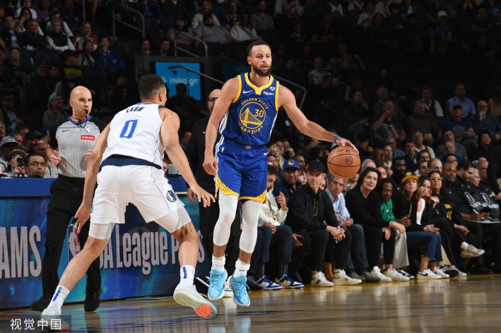 通过中场的 通过中场的